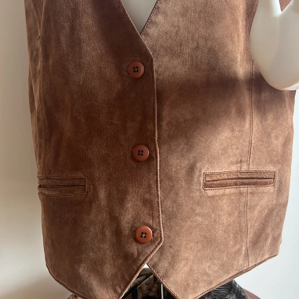 188 west suede leather vest lined with 3 button closure, vintage cowboy